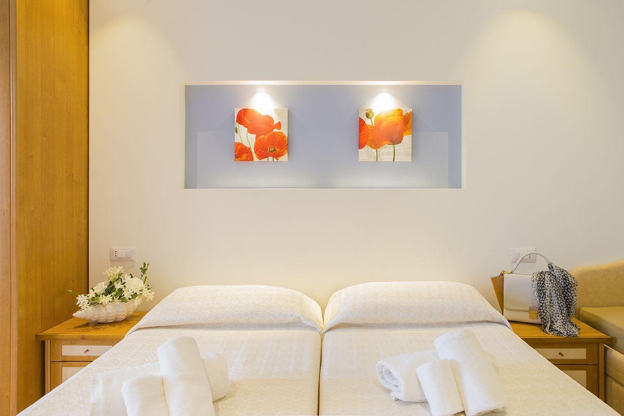 Hotel Pacific Cattolica Eksteriør bilde